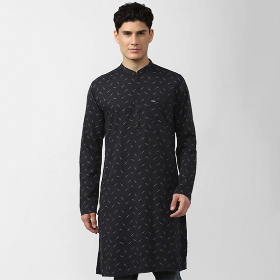 https://www.dailysales.in/products/men-black-geometric-printed-kurta-1