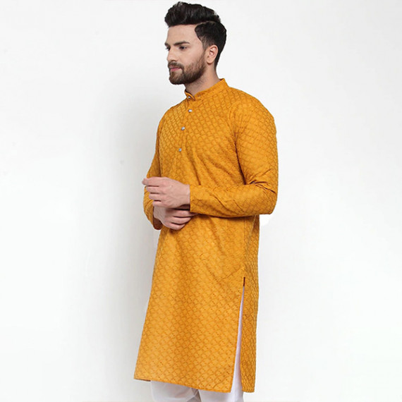 https://www.dailysales.in/products/men-mustard-yellow-thread-work-cotton-kurta
