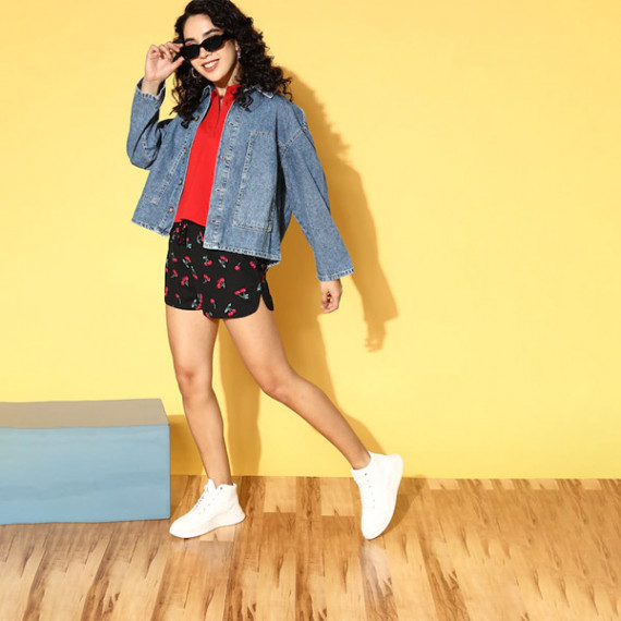https://www.dailysales.in/products/women-black-conversational-vacay-attire