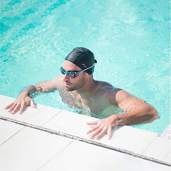 https://www.dailysales.in/products/black-solid-swimming-cap