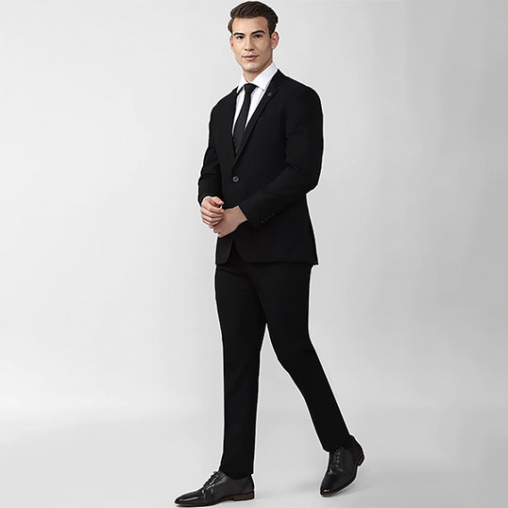 https://www.dailysales.in/products/manq-mens-slim-fit-suit