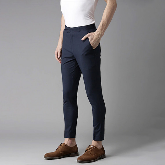 https://www.dailysales.in/products/men-navy-blue-tapered-fit-trousers