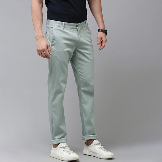 https://www.dailysales.in/products/u-s-polo-assn-men-grey-printed-denver-slim-fit-trousers