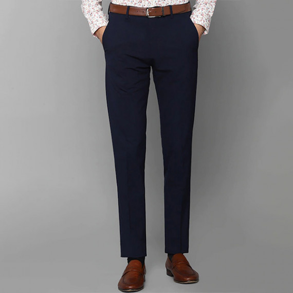 https://www.dailysales.in/products/men-navy-blue-slim-fit-trousers