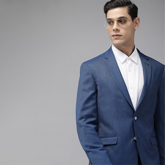 https://www.dailysales.in/products/men-blue-self-design-slim-fit-single-breasted-formal-blazer