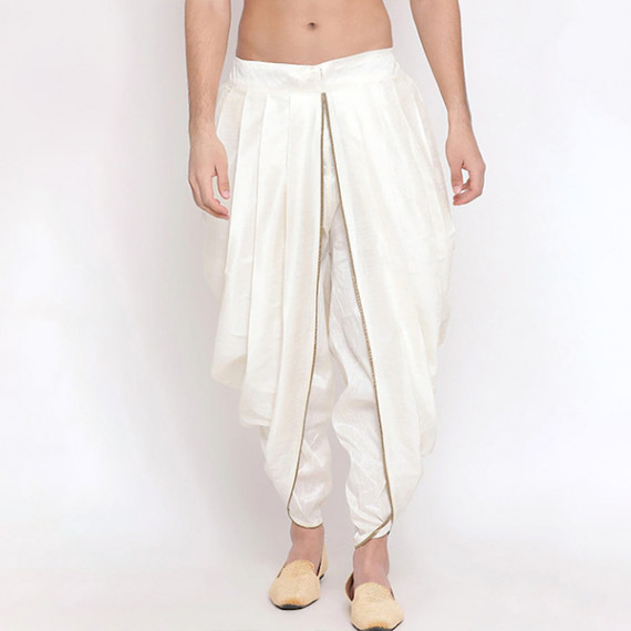 https://www.dailysales.in/products/men-white-solid-dhoti