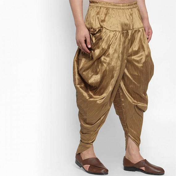 https://www.dailysales.in/products/men-gold-toned-solid-silk-dhotis