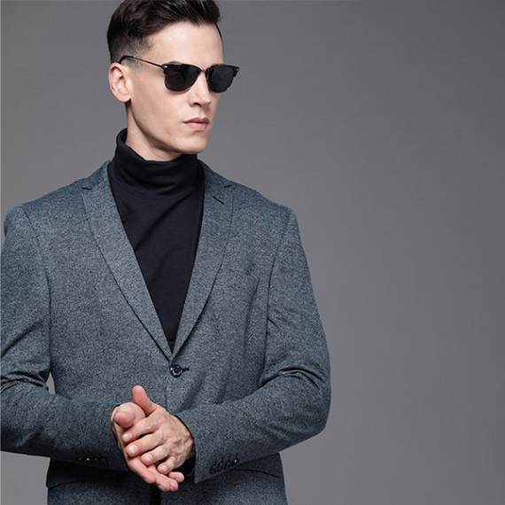 https://www.dailysales.in/products/men-navy-blue-self-design-super-slim-fit-single-breasted-blazer