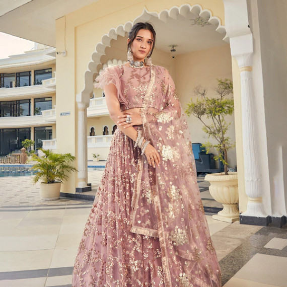 https://www.dailysales.in/products/peach-coloured-gold-toned-embellished-sequinned-semi-stitched-lehenga-unstitched-blouse-with