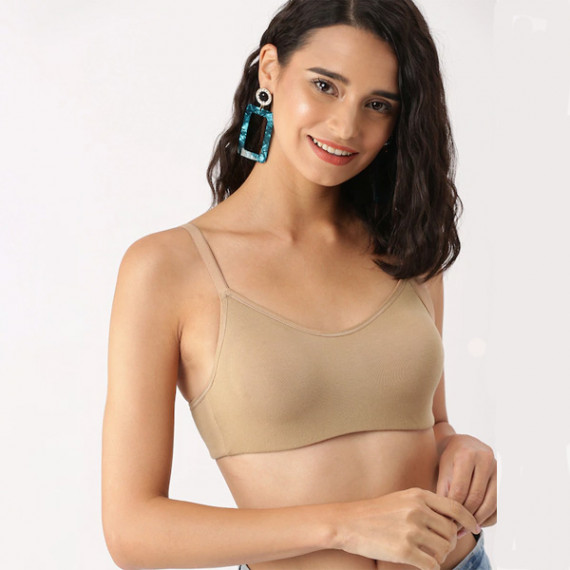 https://www.dailysales.in/products/beige-solid-non-wired-lightly-padded-everyday-bra-db-cam-pad-01d